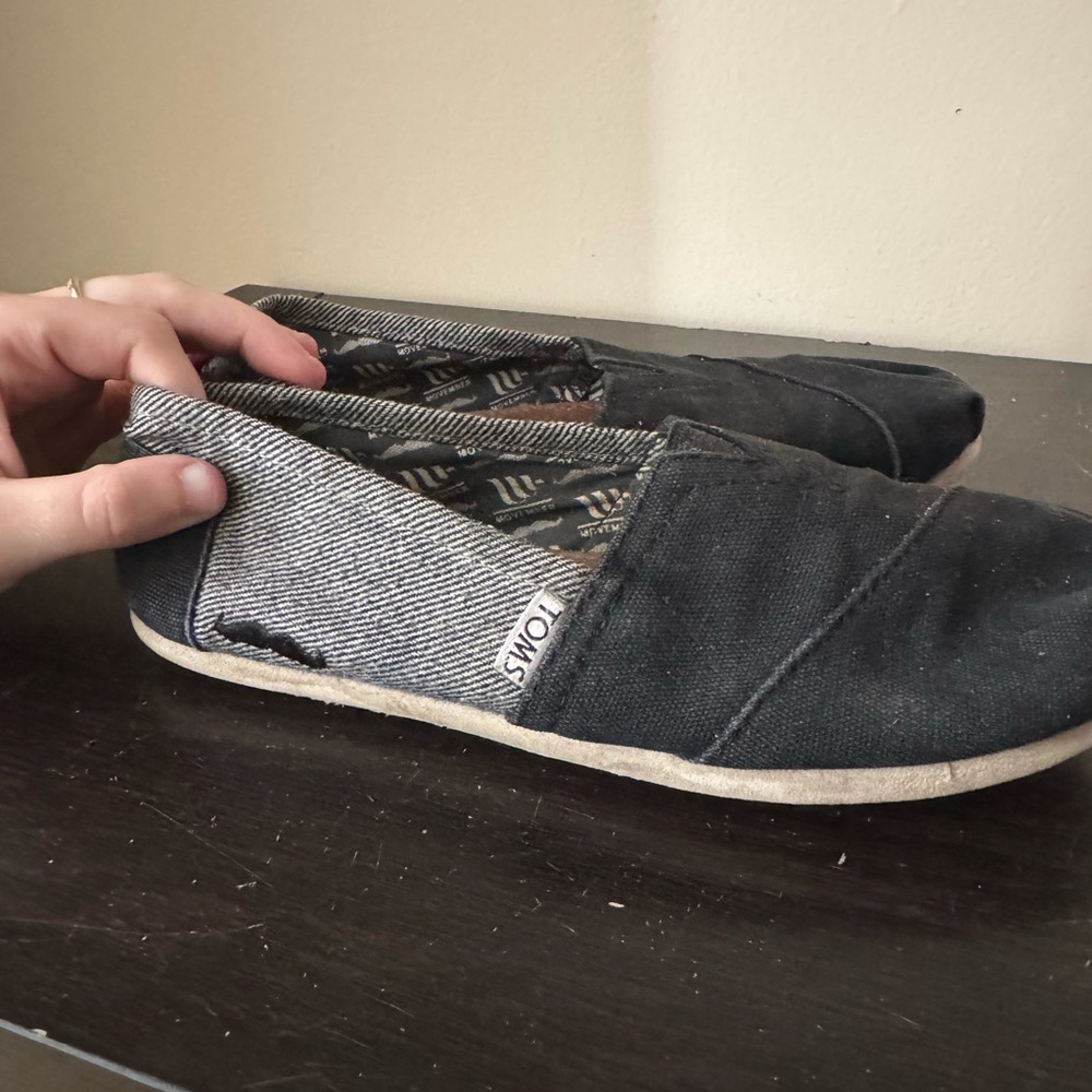 Toms Black and Gray Slip-On Loafers with Elastic Goring